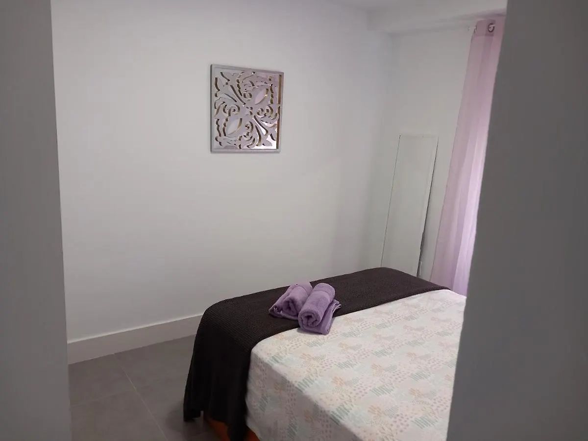 Apartamento De 3 Dormitorios Jardinillos Centro Jaén 0*,  España