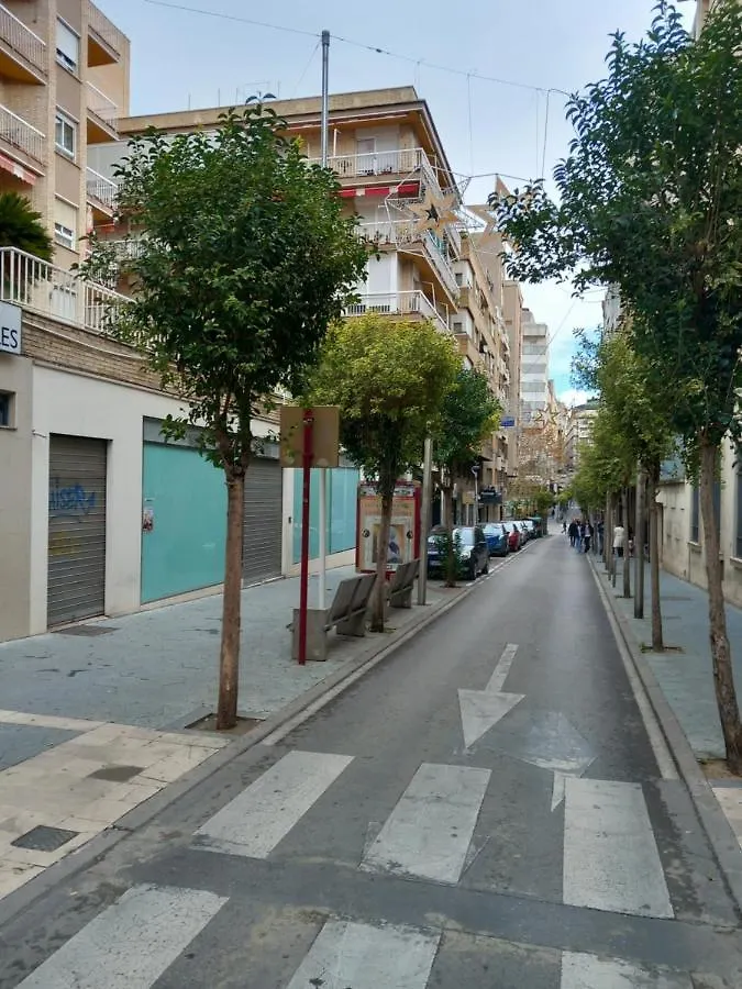 Apartamento De 3 Dormitorios Jardinillos Centro Jaén 0*,